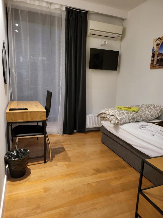 Amber Hostel Szlak Cracovia Exterior foto